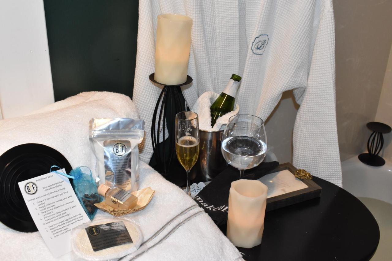 Bayberry Inn B&B And Oregon Wellness Retreat Ashland Bagian luar foto
